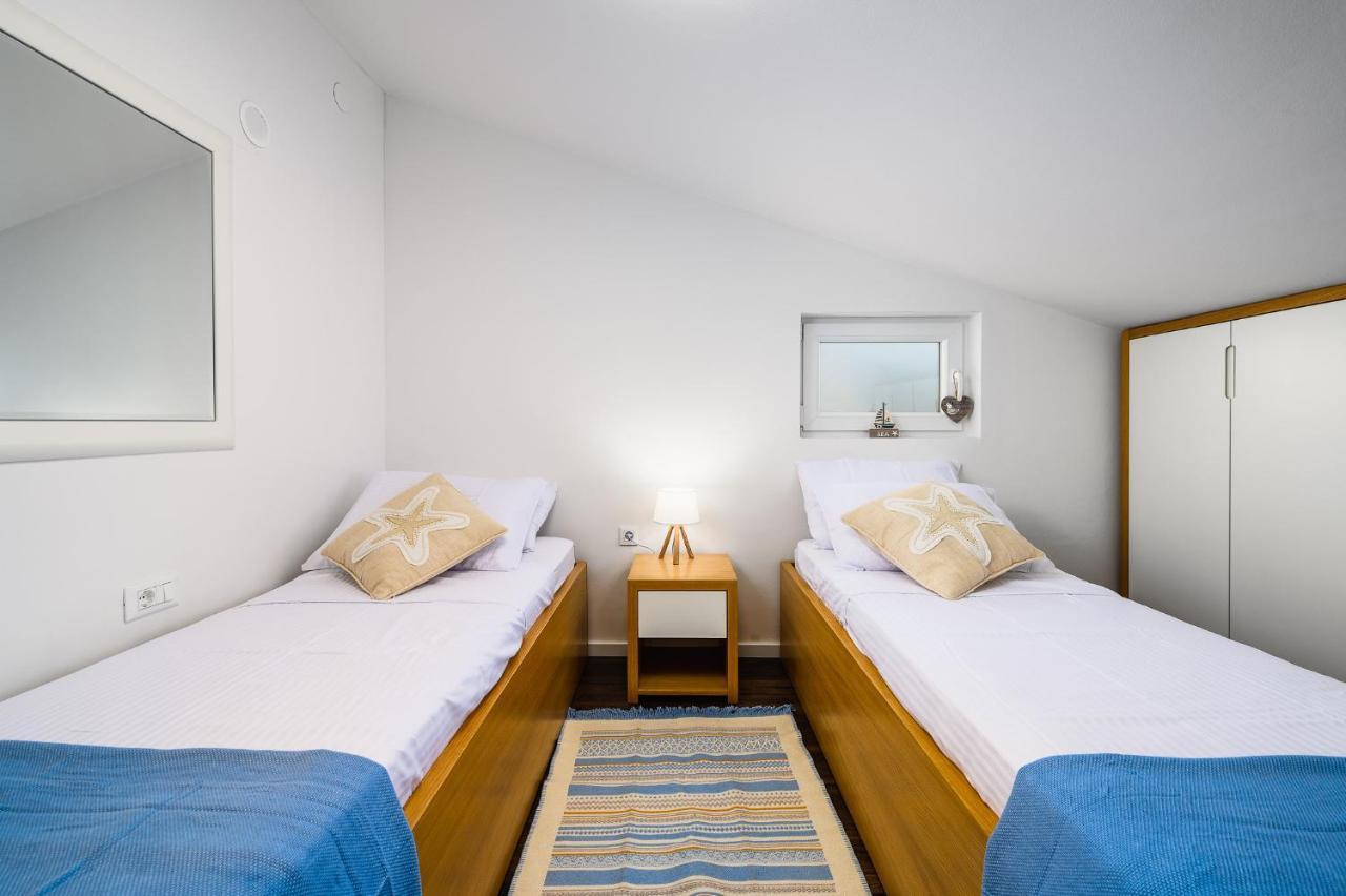 Sunset Suite Premium Porec Exterior photo